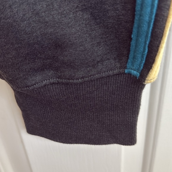 Critical Role Men’s Gray Jogger, Leisure, Active Wear Sweatpants - Picture 3 of 12